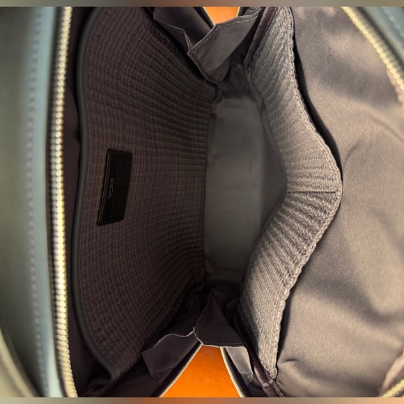 NWOT Tumi Harrison Bradner Leather Backpack in Pavement Bomb - Picture 10 of 13